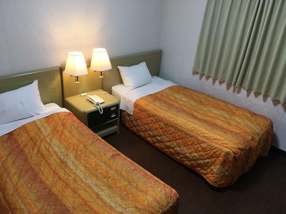 Okinawa Hotel Continental Naha Exterior foto